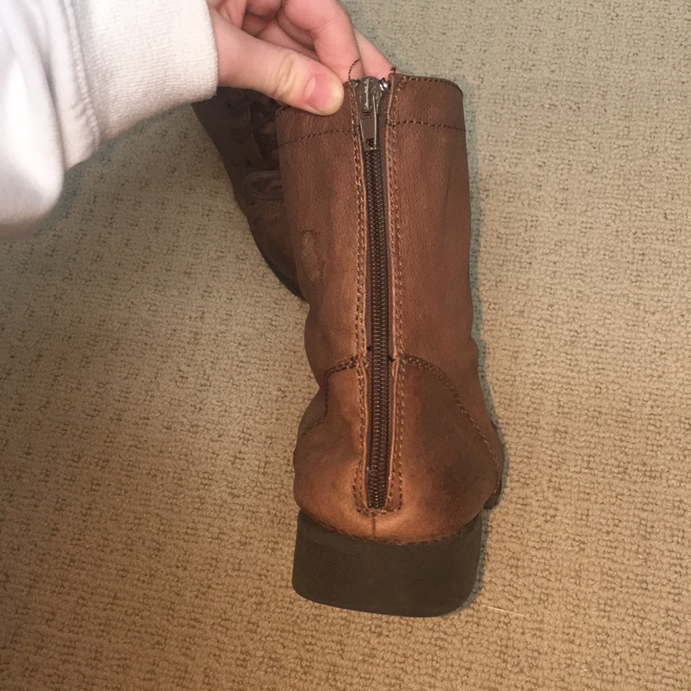 Brown combat boots - Picture 3 of 3